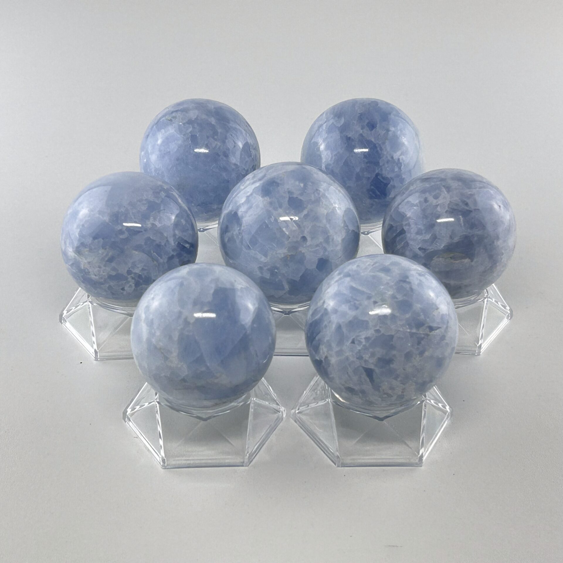 Calcit blau Kugeln