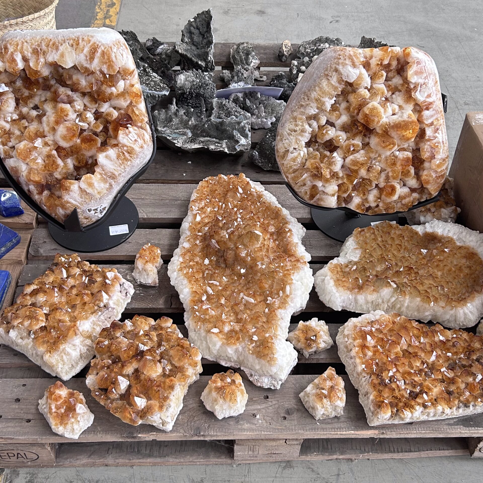 CITRINE GEODEN